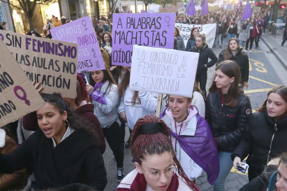 Miles de voces reclaman «igualdad plena» entre mujeres y hombres. / RAÚL G. OCHOA