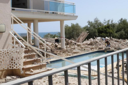 Vivienda de los terroristas en Alcanar, en la urbanización Montecarlo, que saltó por los aires al estallar los explosivos que manejaban-ACN / ANNA MAYOR