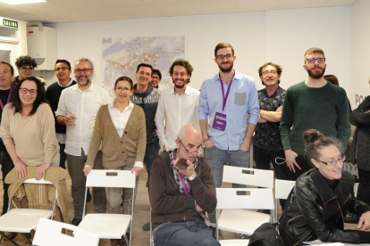 Integrantes de Podemos, en la sede de la calle de San Francisco.-ISRAEL L. MURILLO