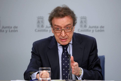 El consejero de la Presidencia y portavoz de la Junta, José Antonio de Santiago-Ical