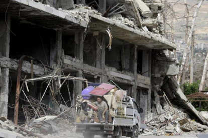 Un edificio destruido cerca de Damasco.-HASSAN AMMAR