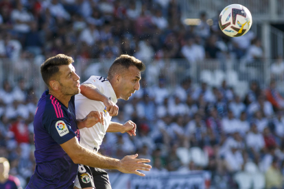 Un tanto de penalti anotado por Bermejo dio los tres puntos al Burgos CF ante el Cartagena. FOTOS: © ECB / SANTI OTERO