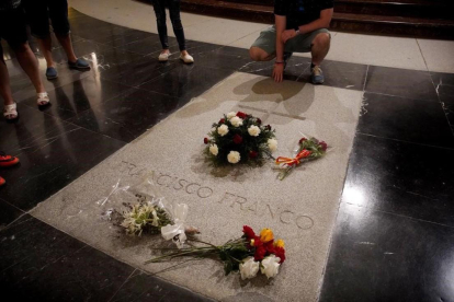 La tumab de Franco en el Valle de los Caídos. /-JOSE LUIS ROCA