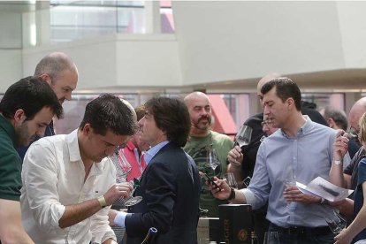 El congreso sobre el vino está dirigido a expertos y las actividades de calle son más populares.-RAÚL OCHOA