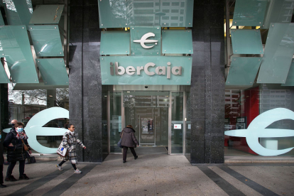 Sede central de Ibercaja en la plaza de España. ECB