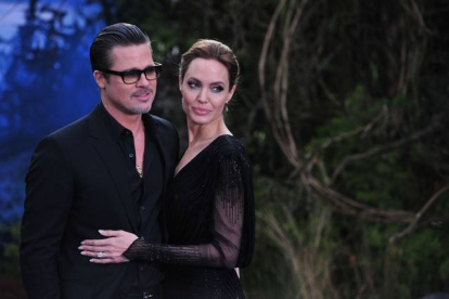 Brad Pitt y Angelina Jolie, en un estreno en Londres, en una imagen de archivo.-Foto: AFP / CARL COURT