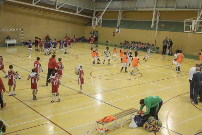 El desarrollo de actividades deportivas dependientes de las Escuelas Municipales durante este curso depende de la resolución definitiva del conflicto entre informes.-ISRAEL L. MURILLO