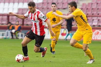 El Burgos CF encajó el pasado domingo en Las Gaunas su segunda derrota consecutiva-Sonia Tercero