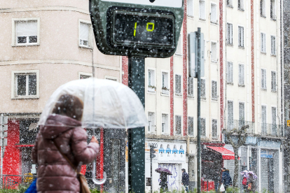 La nieve y las bajas temperaturas regresan a Burgos. TOMÁS ALONSO