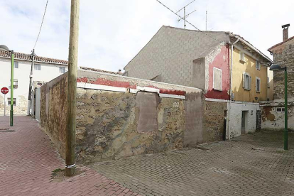 Vista de alguno de los edificios del barrio burgalés.-RAÚL G. OCHOA