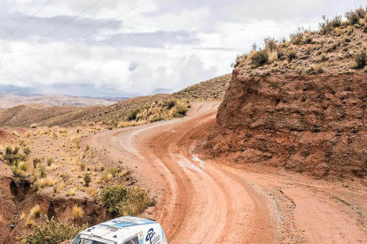 Cristina Gutiérrez cubre un tramo rápido del recorrido.-ARCRACING