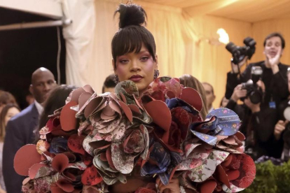 La cantante y diseñadora Rihanna, en la última edición de la gala del Metropolitan Museum de Nueva York.-CHARLES SYKES