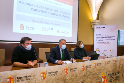 Inicio de la cuarta reunión, segunda presencial, de los integrantes del Proyecto Europeo LIVHES en Burgos. TOMÁS ALONSO