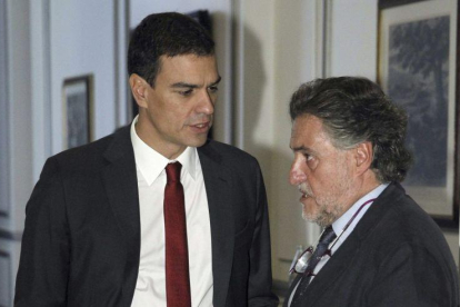 Pedro Sánchez y Pepu Hernández, en octubre del 2014.-FERNANDO ALVARADO (EFE)