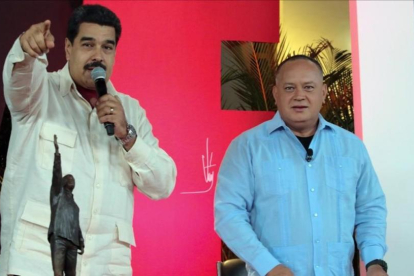 Nicolás Maduro y Diosdado Cabello en su aparición de ayer en la televisión estatal venezolana.-PRESIDENCIA