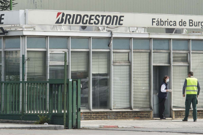 Imagen del acceso principal de la planta de Bridgestone. ISRAEL L. MURILLO