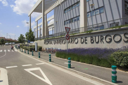 Exterior del Hospital Universitario de Burgos. Raúl G. Ochoa