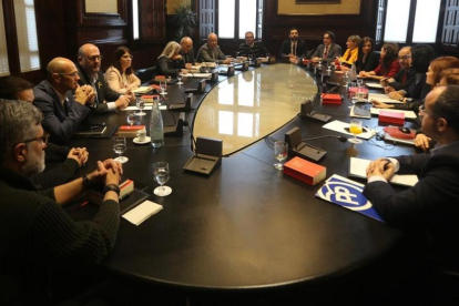 Reunión de la Mesa del Parlament, presidida por Roger Torrent.-/ DANNY CAMINAL
