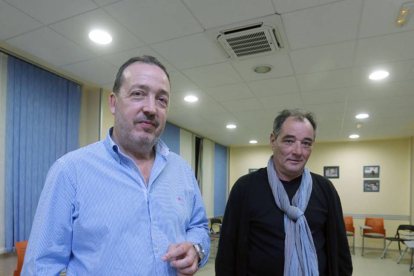 Diego Burgos, psicólogo  y José Luis Barriocanal, presidente de Abaij.-RAÚL G. OCHOA