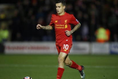 Philippe Coutinho, con la camiseta del Liverpool.-REUTERS / PAUL CHILDS