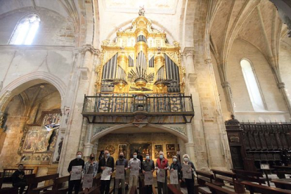 La nueva edición fue presentada en la iglesia abacial de San Salvador de Oña. G. GONZÁLEZ