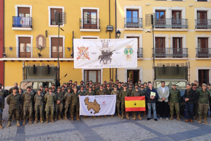 El Regimiento de Transmisiones 21 del Ejército de Tierra ha concluido hoy en Calatayud su recorrido por el Camino del Cid. ECB