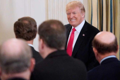Su hija le respalda y su mujer, Melania, apoya a los estudiantes que piden mayor control de armas.-ATLAS
