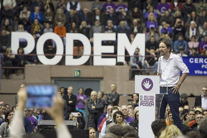 lo Iglesias, líder de Podemos, ha 'debutado' en Barcelona llenando el pabellón de la Vall d'Hebron.-JORDI COTRINA