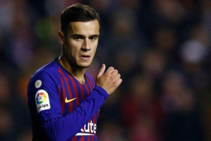 Coutinho, el pasado sábado en Vallecas donde fue sustituido por Valverde.-AFP / BENJAMIN CREMEL
