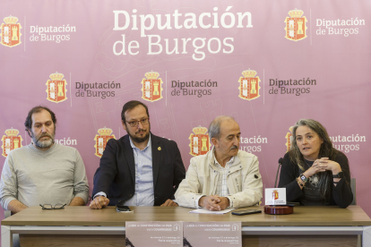 Luis Pastor, Millán Bermejo, Ramiro Ibáñez y Ana Bordillo en la presentación de la cita. SANTI OTERO