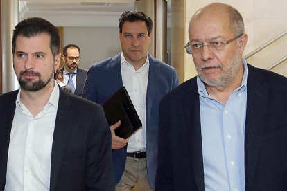 El secretario regional del PSOE, Luis Tudanca, y el vicepresidente de la Junta de Castilla y León, Francisco Igea. / ICAL