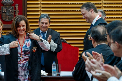 Mónica Pérez Villegas, durante su toma de posesión como decana del Colegio de Abogados de Burgos. SANTI OTERO