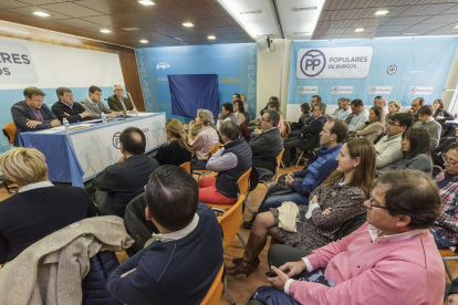 Un momento, ayer, de la reunión del Comité Ejecutivo Provincial del Partido Popular.-SANTI OTERO