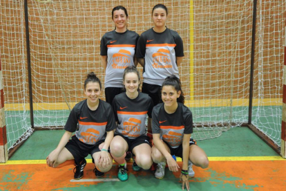 Plantilla del equipo Gabbana Palmero que ha finalizado en octava posición del torneo femenino-Israel L. Murillo