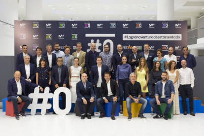 El equipo de profesionales del canal #0, de la plataforma de televisión de pago Movistar+, en la presentación oficial en el Festival de Televisión de Vitoria.-Enrique Cidoncha