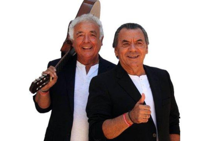 Antonio Romero (izquierda) y Rafael Ruiz, Los del Río, llevan 57 años juntos.-