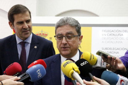 El delegado del Gobierno en Catalunya, Enric Millo, critica a Puigdemont por pensar que los votos lo han exculpado de las acusaciones que le formula Fiscalía.-XAVIER PI (ACN)