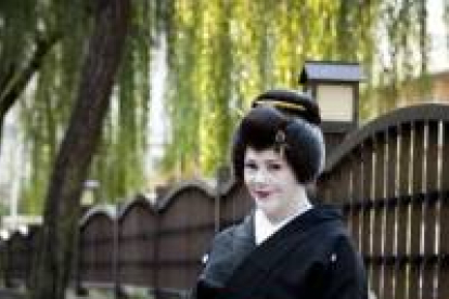 Fiona Graham, vestida de Geisha.-Foto: © Sayuki