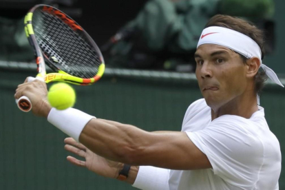 Nadal, en su partido ante De Miñaur-AP / KIRSTY WIGGLESWORTH