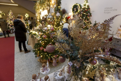 Feria de Navidad de los Floristas de Burgos en el Forum Evolución. FOTOS: © ECB / SANTI OTERO