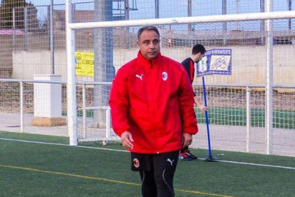 Kiko Vegas, el coach que está ayudando a la plantilla, es también el director del Milan Camp en España y Portugal.-