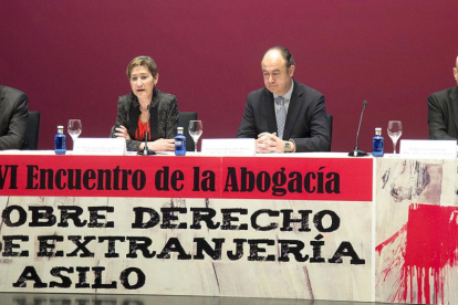 Victoria Ortega en la inauguración del Encuentro de la Abogacía-ECB