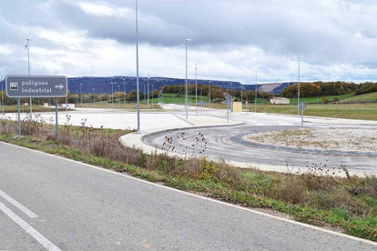 Entrada al polígono industrial de Espinosa de los Monteros.-ECB