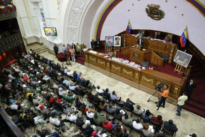 Venezuela vive una gran incertidumbre política desde hace algunos meses.-AP