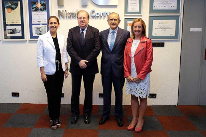 Herrera con el presidente de Nicolás Correa, José Ignacio Nicolás Correa, y su equipo en su visita a la sede en Burgos.-ECB