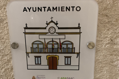 Uno de los pictogramas se ha colocado en el Ayuntamiento de Aranda