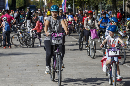 Bicicletada Solidaria, a favor de Adacebur. @ECB SANTI OTERO