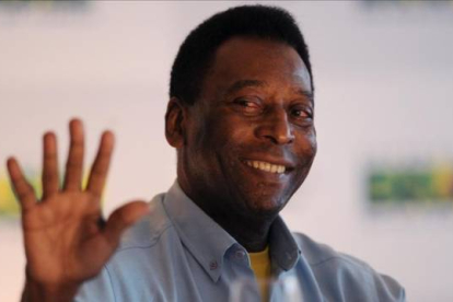 Pelé, en un acto de promoción del Mundial de Brasil en el 2011.-Foto: AFP / NELSON ALMEIDA