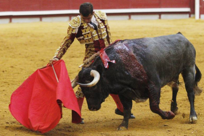 Joselito Adame ofreció una gran tarde cuajando muletazos de notable expresión frente al sexto, el toro que le hirió de gravedad (Corrida de 28 junio
