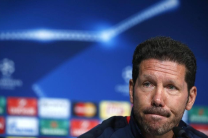 Diego Pablo Simeone, durante la rueda de prensa ofrecida este sábado en la ciudad deportiva del Atlético.-EFE / JUAN CARLOS HIDALGO